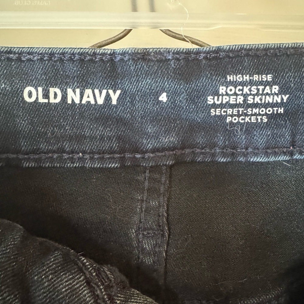 Old Navy High-Rise Rockstar Super Skinny Jeans